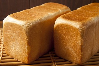 創業当時からの食パンは根強い人気ぶり