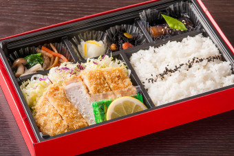 上州麦豚厚切りロースかつ弁当